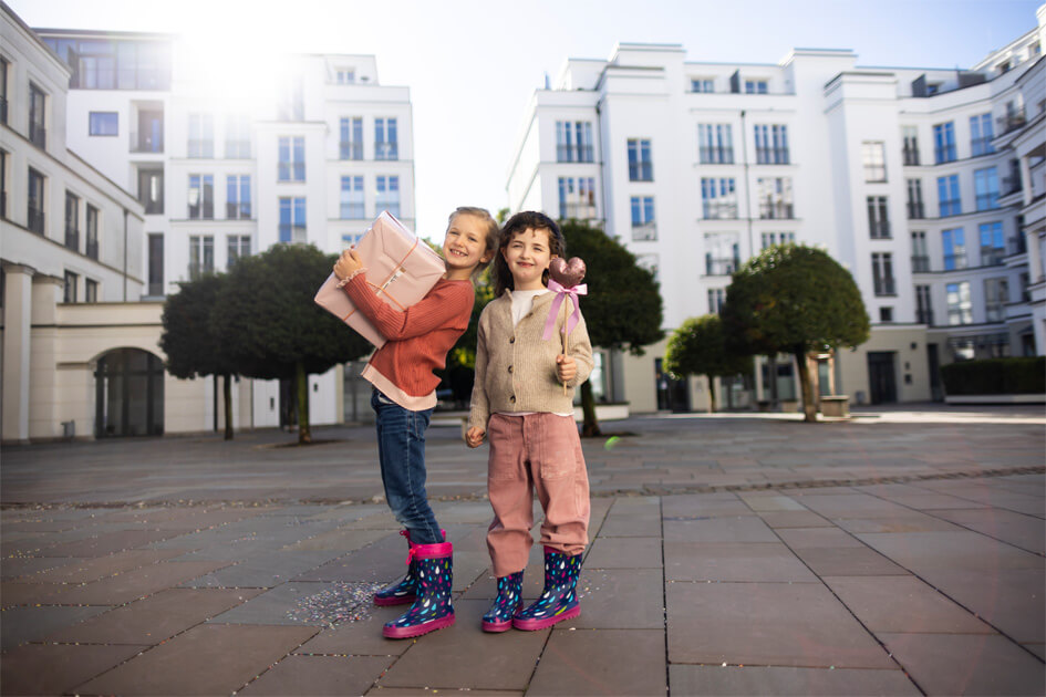 DEICHMANN bewegt: Herzenswünsche“ © vierfotografen / DEICHMANN